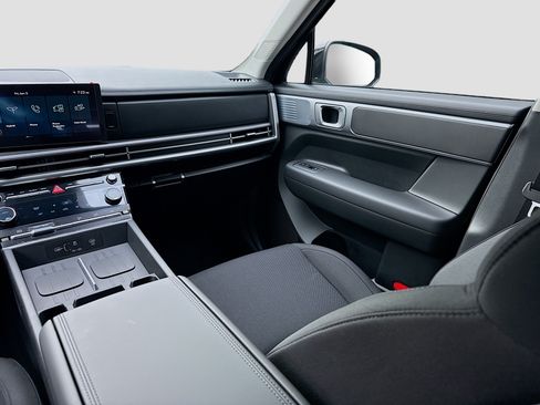 New 2026 Hyundai Santa Fe SE FWD image 16