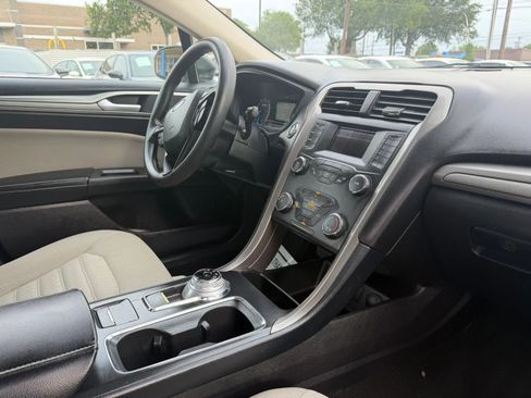 Used 2019 Ford Fusion S FWD image 15