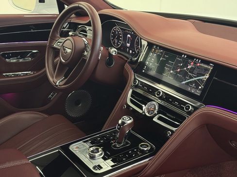 Used 2020 Bentley Flying Spur W12 image 53