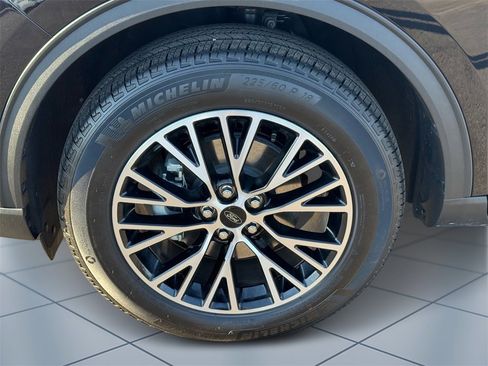 New 2025 Ford Escape Base w/ PHEV Premium Package image 3