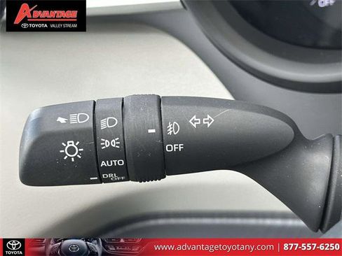 Certified 2024 Toyota Sienna XLE image 26