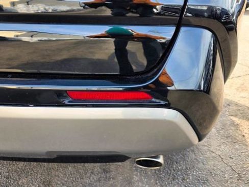 Used 2022 Toyota RAV4 SE w/ Convenience Package image 46