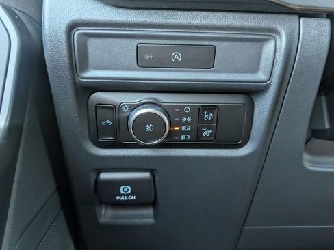 Used 2025 Ford F150 STX w/ Equipment Group 200A RWD image 30