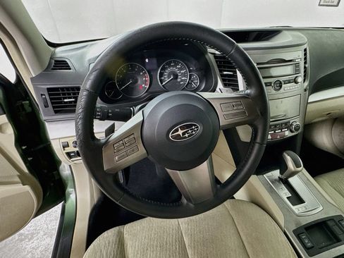 Used 2011 Subaru Outback 2.5i Premium AWD/4WD image 11