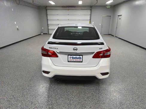 Used 2017 Nissan Sentra SR w/ SR Midnight Edition FWD image 4