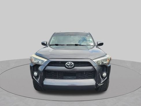 Used 2020 Toyota 4Runner SR5 AWD/4WD image 16