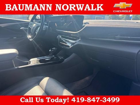 Used 2024 Buick Envista Avenir FWD image 25