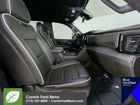 Used 2025 GMC Sierra 2500 AT4X image 34