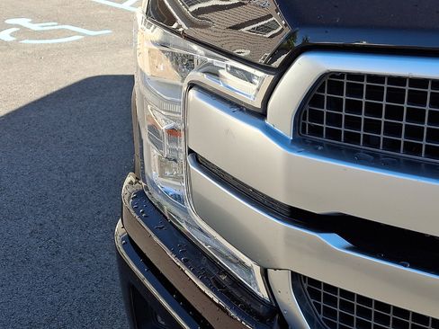 Used 2019 Ford F150 Platinum AWD/4WD image 10