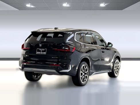 Used 2025 BMW X1 xDrive28i w/ Convenience Package image 9