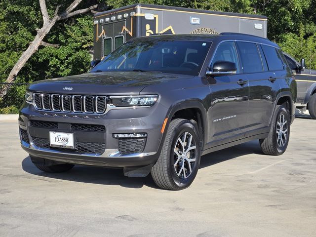 Used 2024 Jeep Grand Cherokee L Limited w/ Luxury Tech Group II AWD/4WD image 4