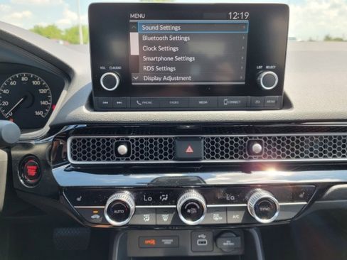 Used 2024 Honda Civic EX image 19