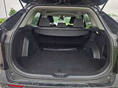 Used 2024 Toyota RAV4 XLE FWD image 10