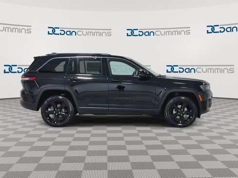 New 2026 Jeep Grand Cherokee Limited w/ Limited Altitude Package AWD/4WD image 9