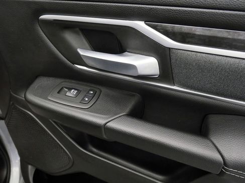 Used 2022 RAM 1500 Big Horn AWD/4WD image 17