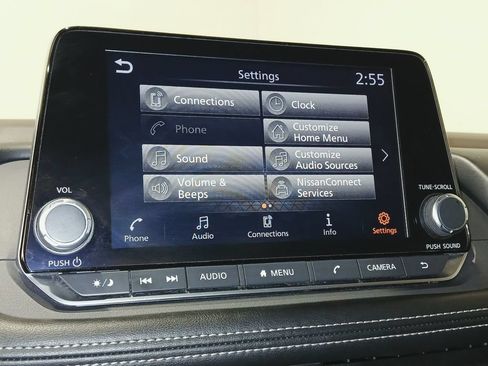 Used 2023 Nissan Rogue SV AWD/4WD image 24