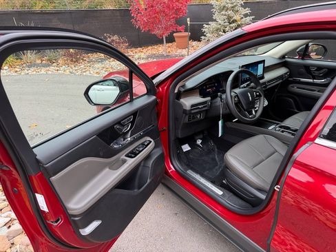 New 2026 Lincoln Corsair Grand Touring image 21