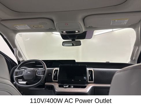 Used 2025 Ford Expedition Active image 24