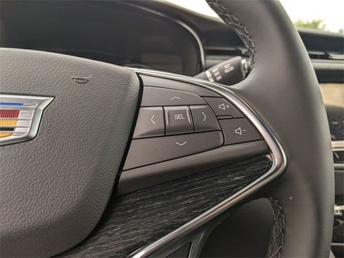 New 2025 Cadillac XT5 Premium Luxury image 12