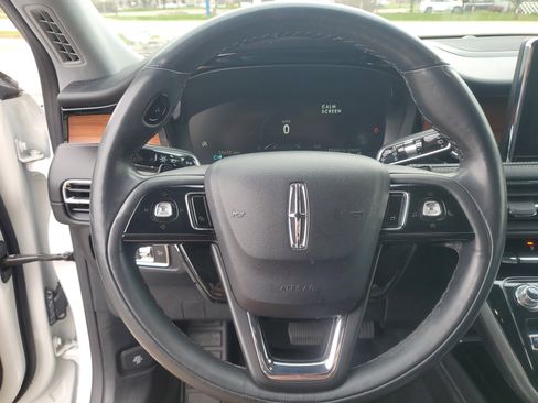 Used 2022 Lincoln Corsair Reserve w/ Equipment Group 201A image 13