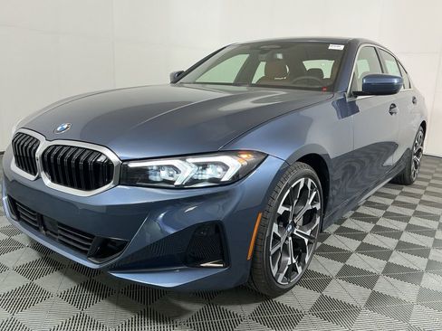 New 2026 BMW 330i Sedan w/ Premium Package image 2