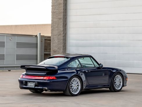 Used 1998 Porsche 911 Carrera S RWD image 8