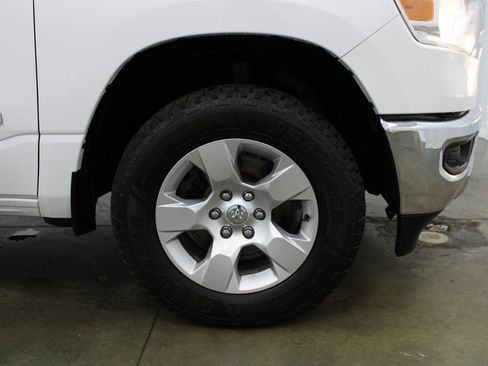 Used 2019 RAM 1500 Big Horn image 5