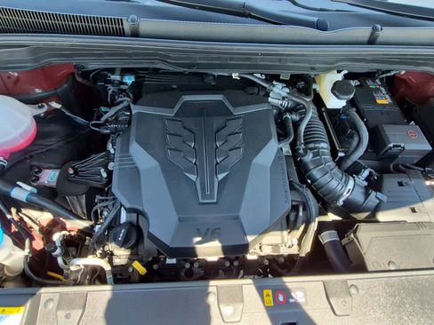 Used 2024 Kia Carnival SX FWD image 20