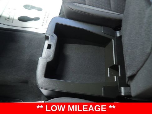 Used 2025 Chevrolet Silverado 1500 LT AWD/4WD image 24