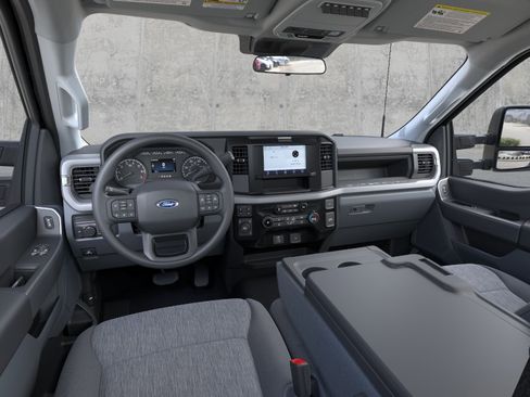 New 2026 Ford F250 XL w/ XL Off-Road Package image 9