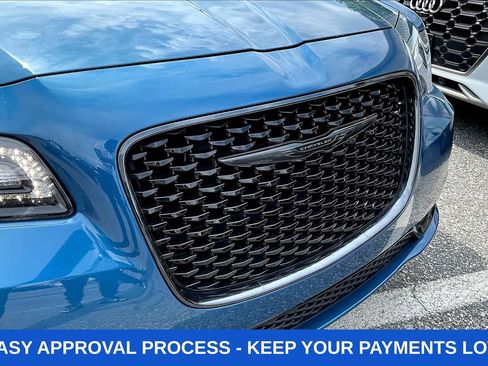 Used 2023 Chrysler 300 Touring w/ Sport Appearance Package RWD image 35