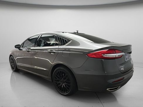 Used 2020 Ford Fusion SE AWD/4WD image 4
