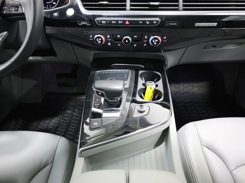 Used 2018 Audi Q7 3.0T Premium Plus w/ Premium Plus Package AWD/4WD image 20