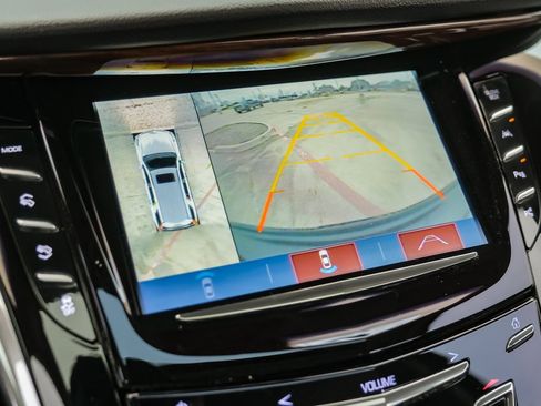 Used 2017 Cadillac Escalade ESV Luxury image 27