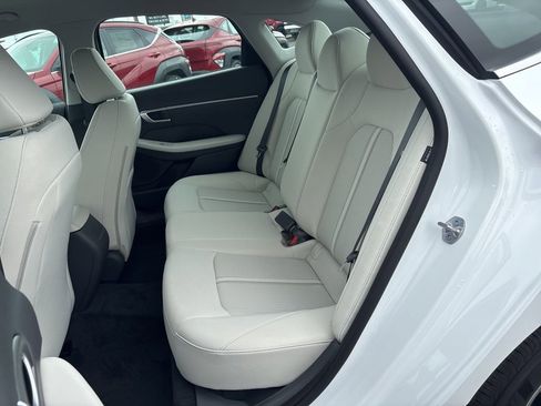 New 2026 Hyundai Sonata SE FWD image 9
