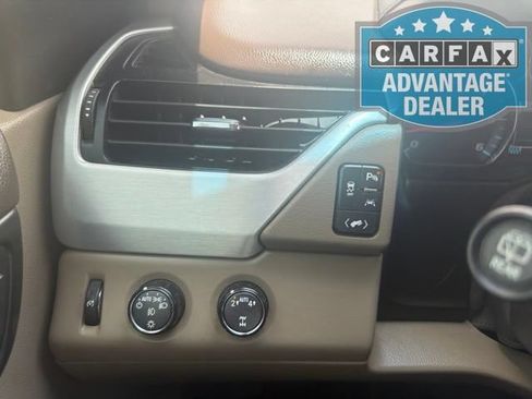 Used 2019 GMC Yukon SLT w/ Premium Edition AWD/4WD image 9