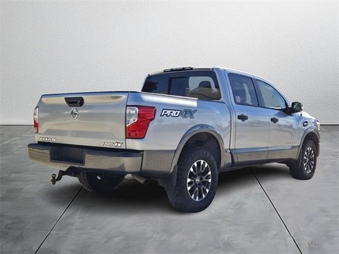 Used 2017 Nissan Titan PRO-4X image 4