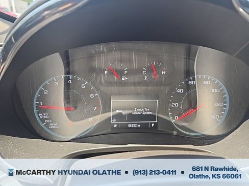 Used 2017 Chevrolet Malibu LT FWD image 5
