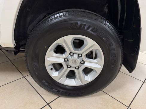 Used 2022 Toyota 4Runner SR5 image 21