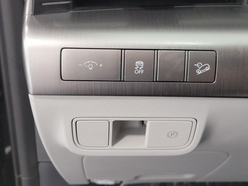 Used 2025 Hyundai Kona SEL FWD image 10