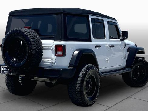Used 2018 Jeep Wrangler Unlimited Sport S AWD/4WD image 13