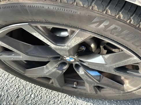 Certified 2024 BMW X7 xDrive40i w/ Premium Package image 10