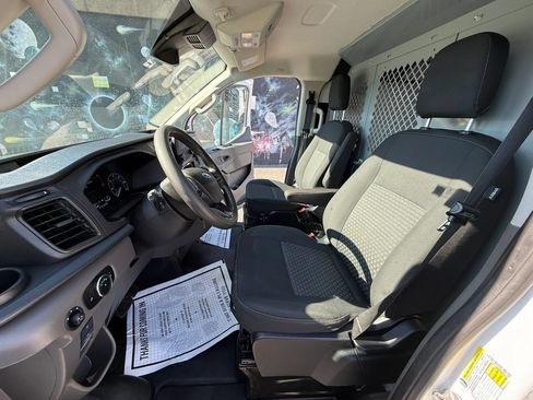 Used 2022 Ford Transit 150 Low Roof RWD image 15