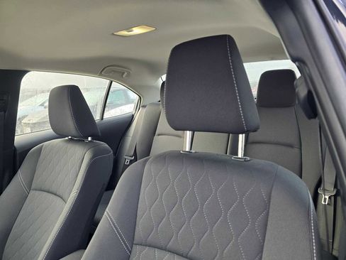 Used 2025 Toyota Corolla LE image 24