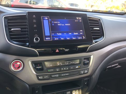 Used 2023 Honda Ridgeline RTL image 21