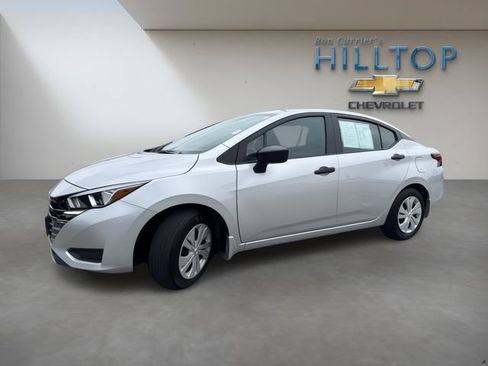 Used 2024 Nissan Versa S w/ Trunk Package FWD image 11