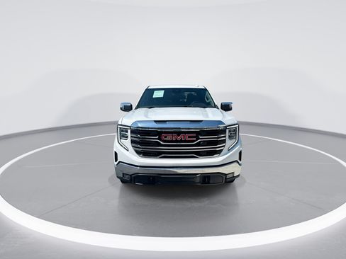 Used 2025 GMC Sierra 1500 SLT RWD image 3