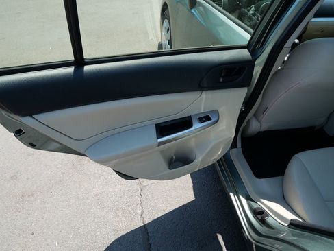 Used 2016 Subaru Impreza 2.0i AWD/4WD image 17