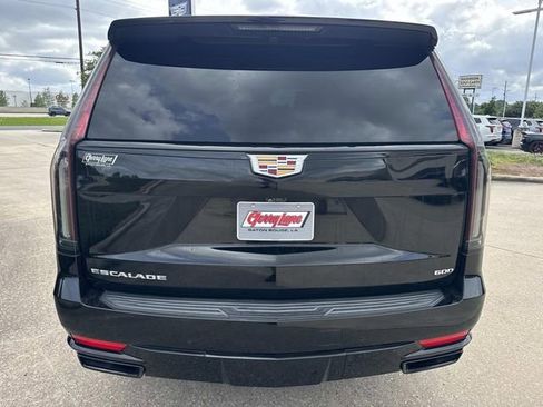 Used 2022 Cadillac Escalade Sport Platinum AWD/4WD image 5