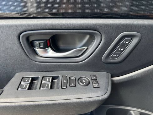 Used 2023 Honda Pilot Elite image 32